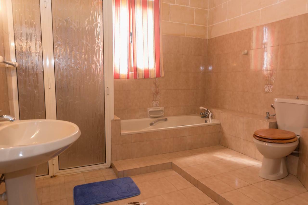 Acomodation House Kavarna Xagħra Kültér fotó